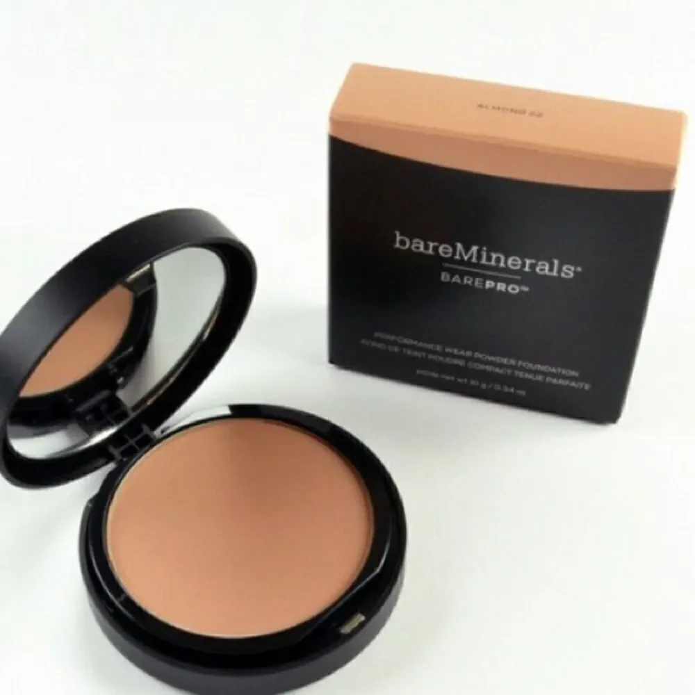 BAREPRO® PERFORMANCE WEAR POWDER FOUNDATION Almond 22‎